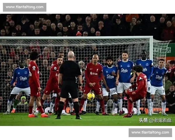 德比大战烽火再燃宿敌对决掀起城市荣耀风暴点燃球迷激情岁月传奇 - 副本